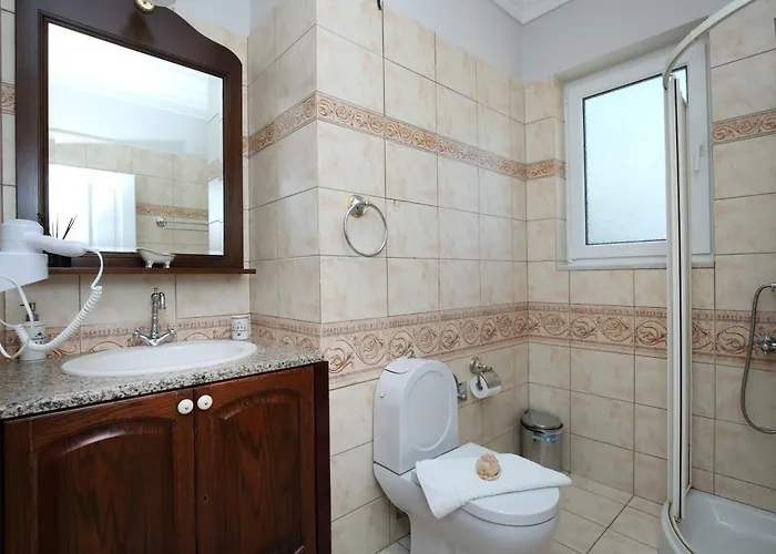 Elite Escape Tsoukaládhes