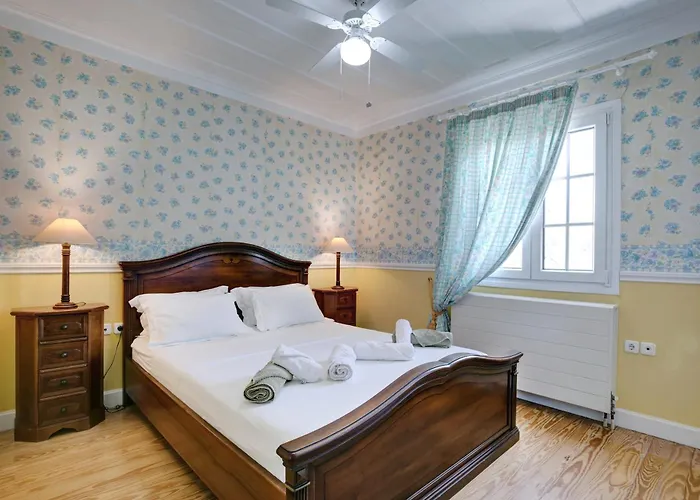 Elite Escape 度假居 *