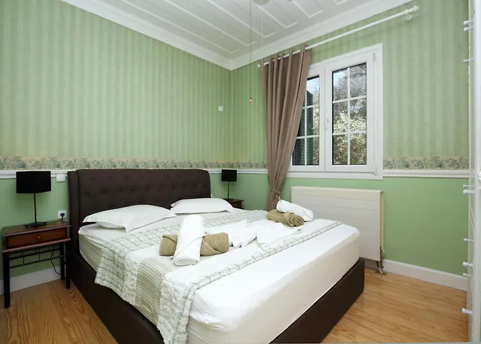 Elite Escape 度假居